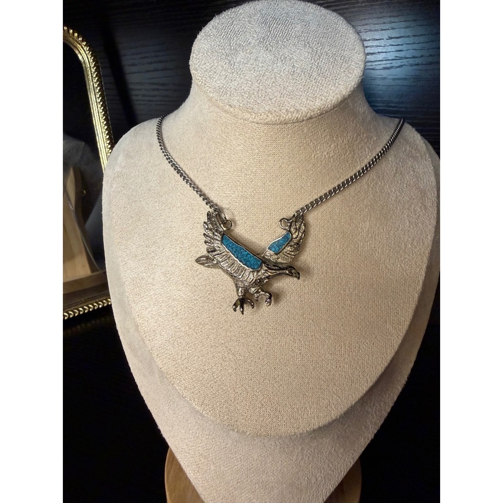 Vintage W&C Silver Tone Eagle Pendant Necklace Turquoise Chip Inlay 25 Inch